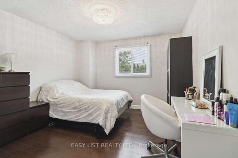 Photo 27 at 31 Bloomfield Trail, Oak Ridges, Richmond Hill