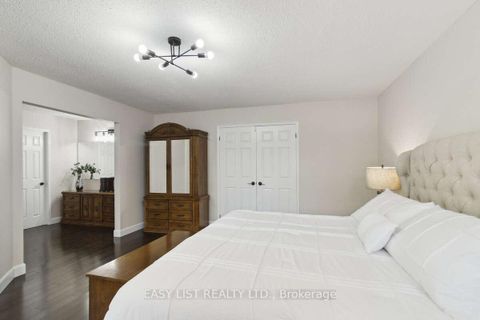 Photo 31 at 31 Bloomfield Trail, Oak Ridges, Richmond Hill