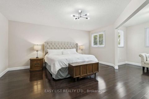 Photo 32 at 31 Bloomfield Trail, Oak Ridges, Richmond Hill