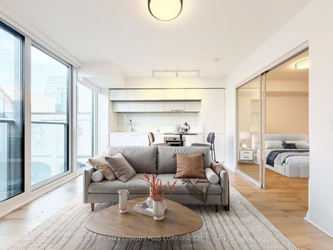 Photo 2 at 306 - 99 Foxbar Road, St. Clair, Toronto