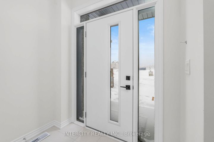 Photo 1 at 76 Tipp Drive, Rural Richmond Hill, Richmond Hill