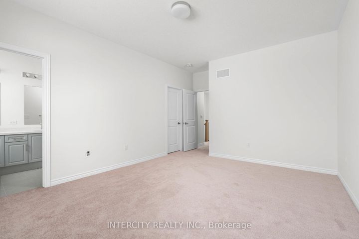 Photo 15 at 76 Tipp Drive, Rural Richmond Hill, Richmond Hill