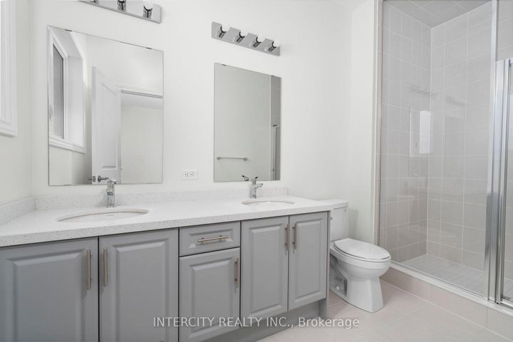 Photo 16 at 76 Tipp Drive, Rural Richmond Hill, Richmond Hill