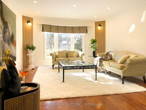 Photo 8 at 8 Cygnus Drive, Observatory, Richmond Hill