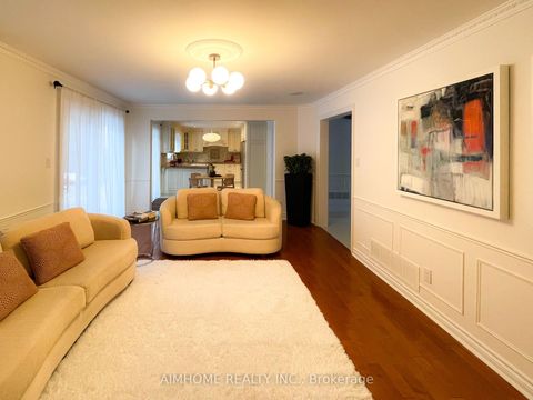 Photo 19 at 8 Cygnus Drive, Observatory, Richmond Hill