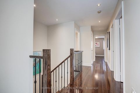 Photo 23 at 90 Snowdon Circle, Markville, Markham