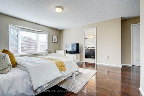 Photo 25 at 90 Snowdon Circle, Markville, Markham