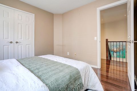 Photo 32 at 90 Snowdon Circle, Markville, Markham