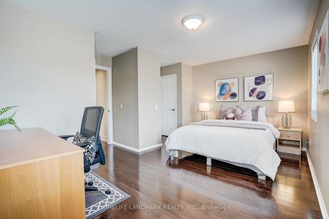 Photo 38 at 90 Snowdon Circle, Markville, Markham