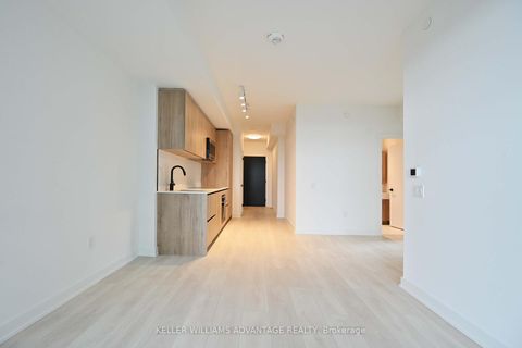 Photo 3 at 3004 - 117 Broadway Avenue, Mount Pleasant West, Toronto