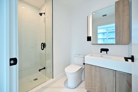 Photo 12 at 3004 - 117 Broadway Avenue, Mount Pleasant West, Toronto