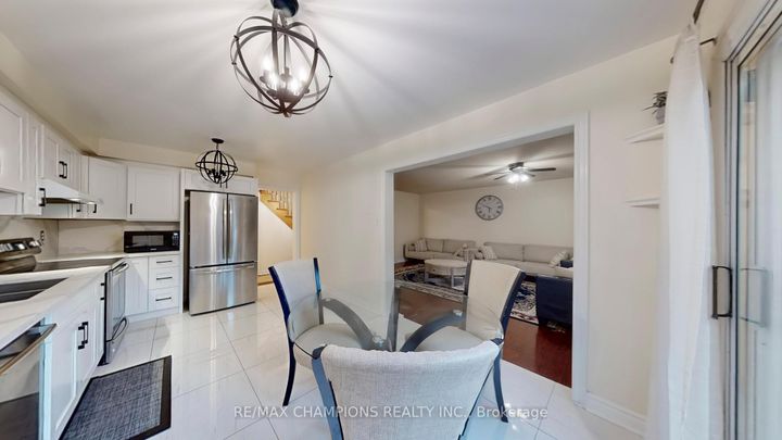 Photo 5 at 135 Ural Circle, Wellington, Brampton