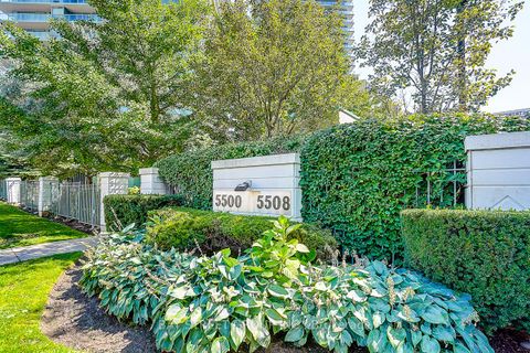 Photo 2 at PH3 - 5500 Yonge Street, Willowdale West, Toronto