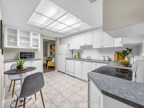 Photo 13 at 2004 - 1900 Sheppard Avenue E, Pleasant View, Toronto