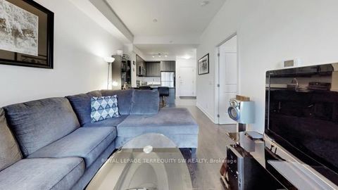 Photo 4 at 814 - 9205 Yonge Street, Langstaff, Richmond Hill