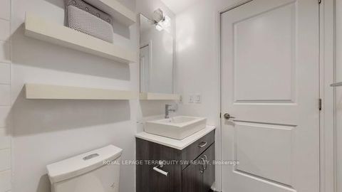 Photo 12 at 814 - 9205 Yonge Street, Langstaff, Richmond Hill