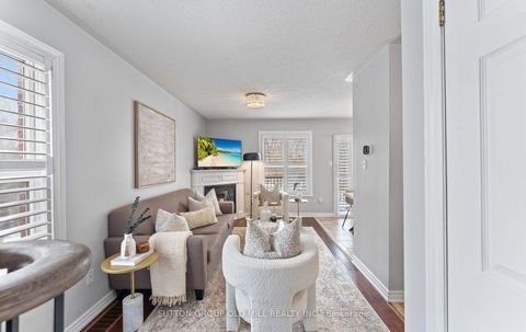 Photo 2 at 15 Katrina Court, Rustic, Toronto