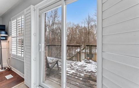 Photo 16 at 15 Katrina Court, Rustic, Toronto