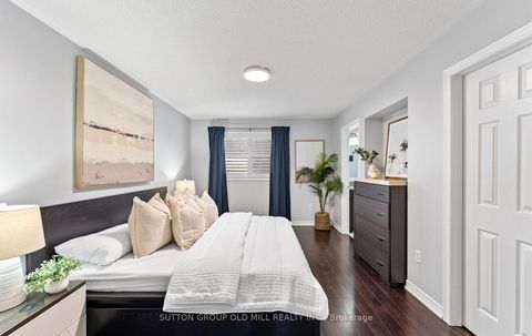 Photo 21 at 15 Katrina Court, Rustic, Toronto