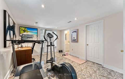 Photo 36 at 15 Katrina Court, Rustic, Toronto