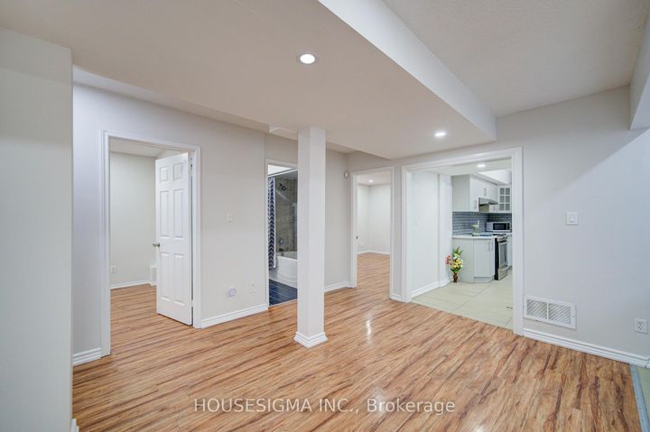 Photo 37 at 73 Brinkley Drive, Snelgrove, Brampton