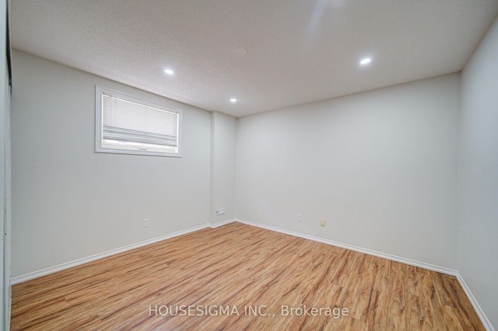 Photo 43 at 73 Brinkley Drive, Snelgrove, Brampton