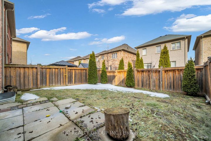 Photo 33 at 1532 Elmsley Drive, Duffin Heights, Pickering