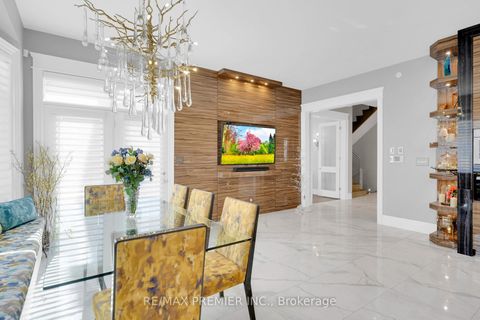 Photo 13 at 19 Petrolia Court, South Richvale, Richmond Hill