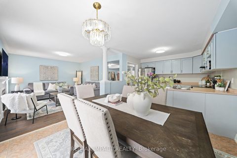 Photo 5 at 735 Brasswinds Trail N, Pinecrest, Oshawa