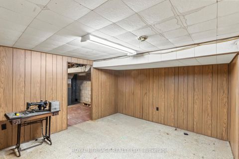 Photo 19 at 26 Kitson Drive, Cliffcrest, Toronto