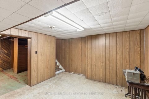 Photo 20 at 26 Kitson Drive, Cliffcrest, Toronto