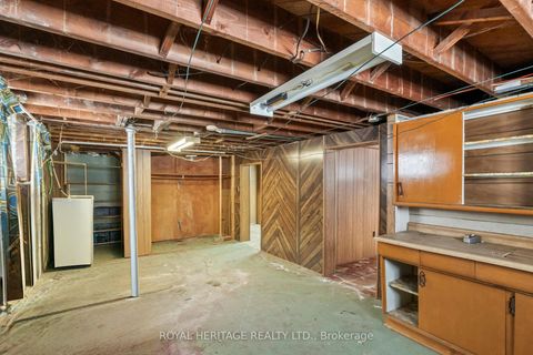 Photo 22 at 26 Kitson Drive, Cliffcrest, Toronto