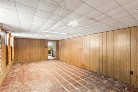 Photo 23 at 26 Kitson Drive, Cliffcrest, Toronto