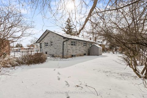 Photo 28 at 26 Kitson Drive, Cliffcrest, Toronto