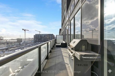 Photo 2 at 715 - 135 East Liberty Street, Niagara, Toronto