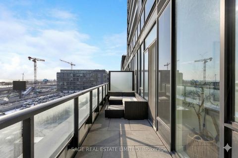 Photo 4 at 715 - 135 East Liberty Street, Niagara, Toronto