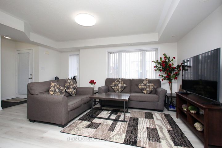 Photo 4 at 320 - 250 Sunny Meadow Boulevard, Wellington, Brampton
