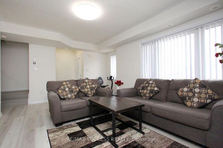 Photo 5 at 320 - 250 Sunny Meadow Boulevard, Wellington, Brampton