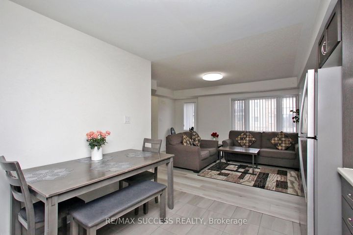 Photo 7 at 320 - 250 Sunny Meadow Boulevard, Wellington, Brampton