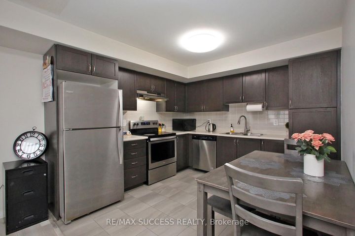 Photo 10 at 320 - 250 Sunny Meadow Boulevard, Wellington, Brampton