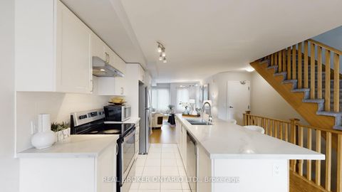 Photo 9 at 124 - 2500 Hill Rise Court, Windfields, Oshawa