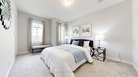 Photo 17 at 124 - 2500 Hill Rise Court, Windfields, Oshawa