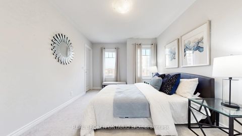 Photo 18 at 124 - 2500 Hill Rise Court, Windfields, Oshawa