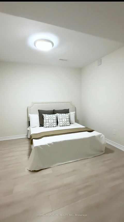 Photo 18 at 1 Capogna Street, Cornell, Markham