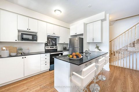 Photo 19 at 55 Chiffon Street, Steeles West Industrial, Vaughan