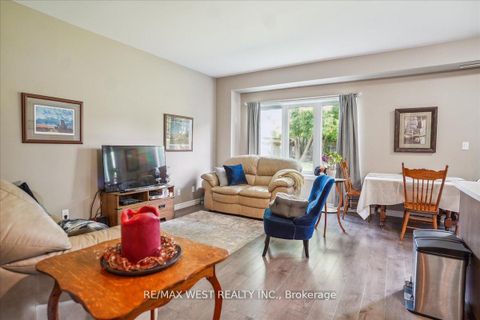 Photo 1 at 117 Rosehill Boulevard, McLaughlin, Oshawa