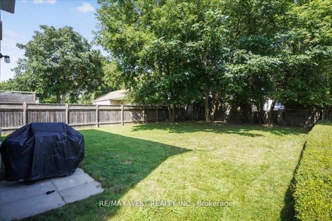 Photo 5 at 117 Rosehill Boulevard, McLaughlin, Oshawa