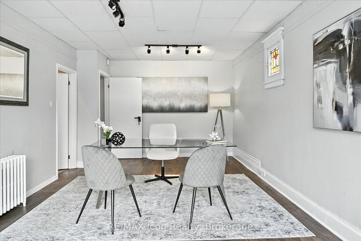 Photo 4 at 1047 Main Street E, Crown Point, Hamilton