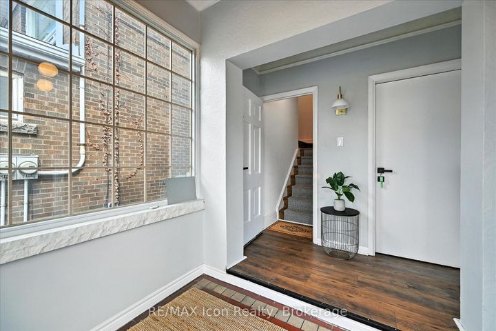 Photo 16 at 1047 Main Street E, Crown Point, Hamilton