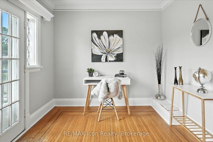 Photo 20 at 1047 Main Street E, Crown Point, Hamilton